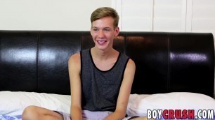 Nasty twink Tyler tells us what he likes doing while fucking