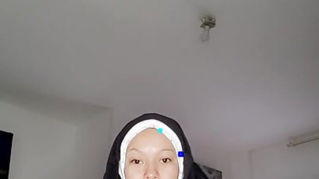 NUN SOR RITA GIVES A BLOWJOB ON XHAMSTER